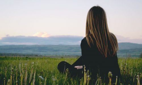 woman-alone-in-field